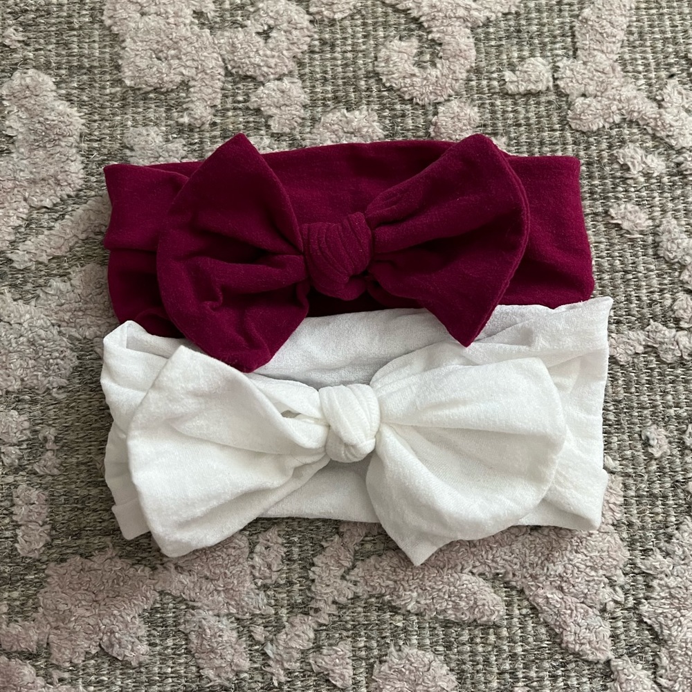 2 baby bows!